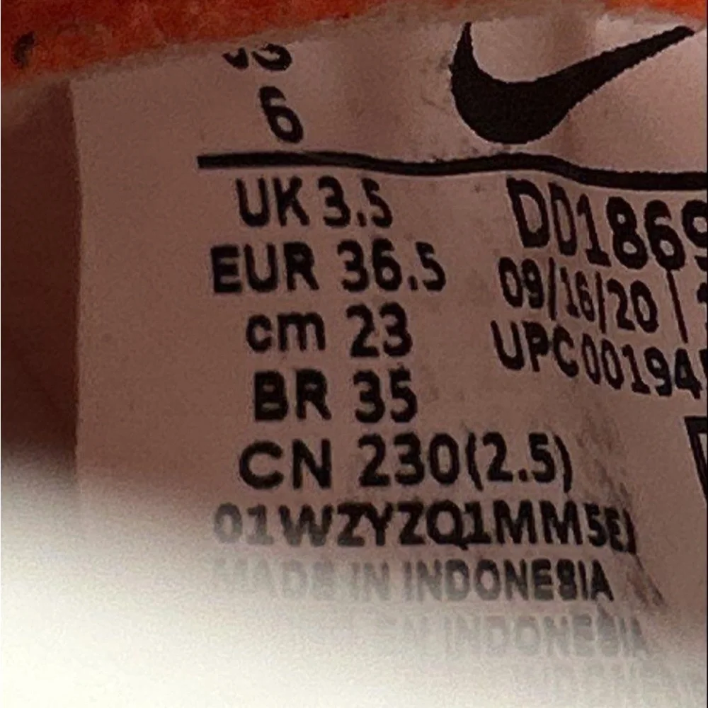 Nike Dunk High Retros QS 